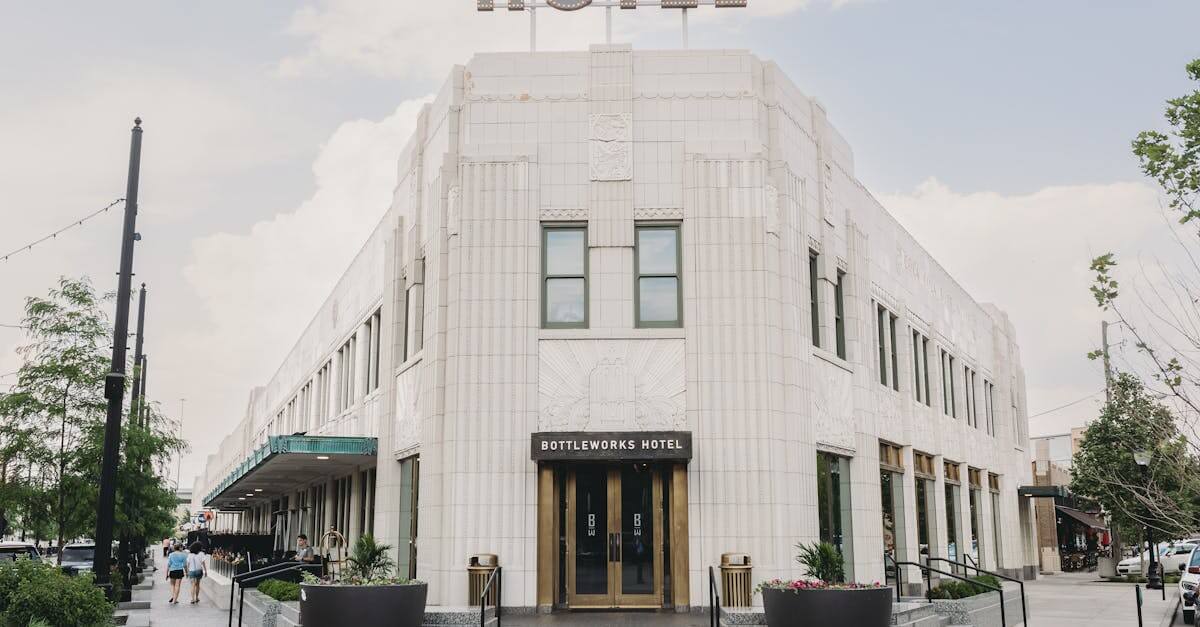 Front view of the Bottleworks Hotel, a historic landmark in Indianapolis, Indiana.